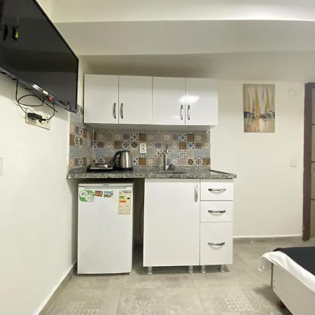 Comfortable And Central Studio Flat In Beyoglu Apartment อิสตันบูล ภายนอก รูปภาพ